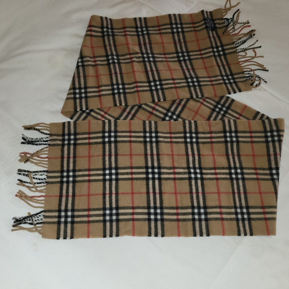 Burberry Classic Beige Novacheck Lambswool Scarf Made in England 68 / 12 inches - Picture 4 of 9